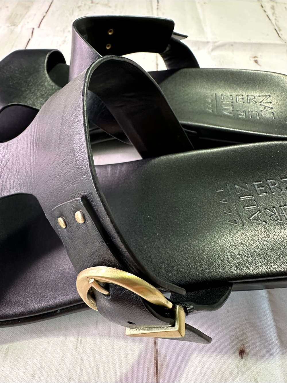 Naturalizer Black Leather Slide Sandals with Gold Buckle size 12 W - Picture 6 of 12